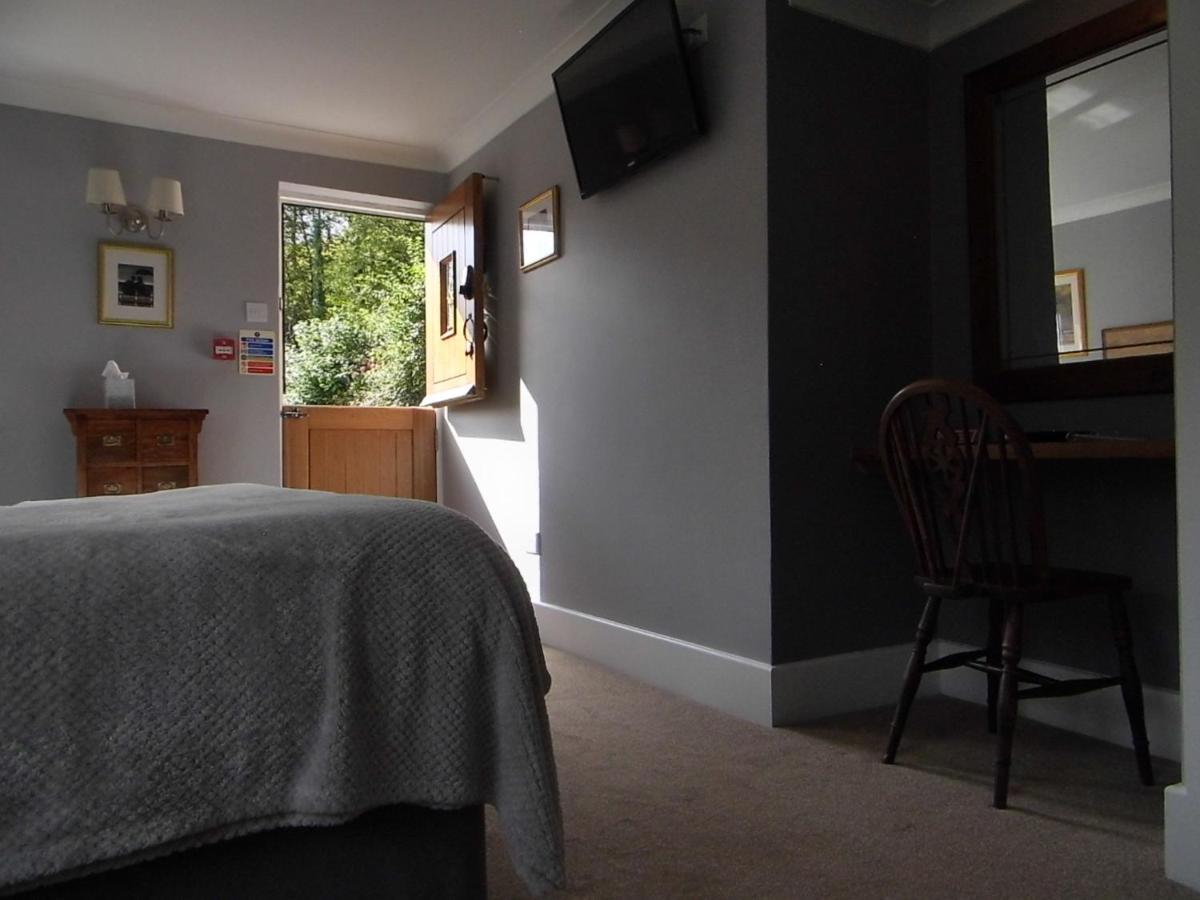 Bed and Breakfast The Mill At Glynhir Ammanford Exterior foto