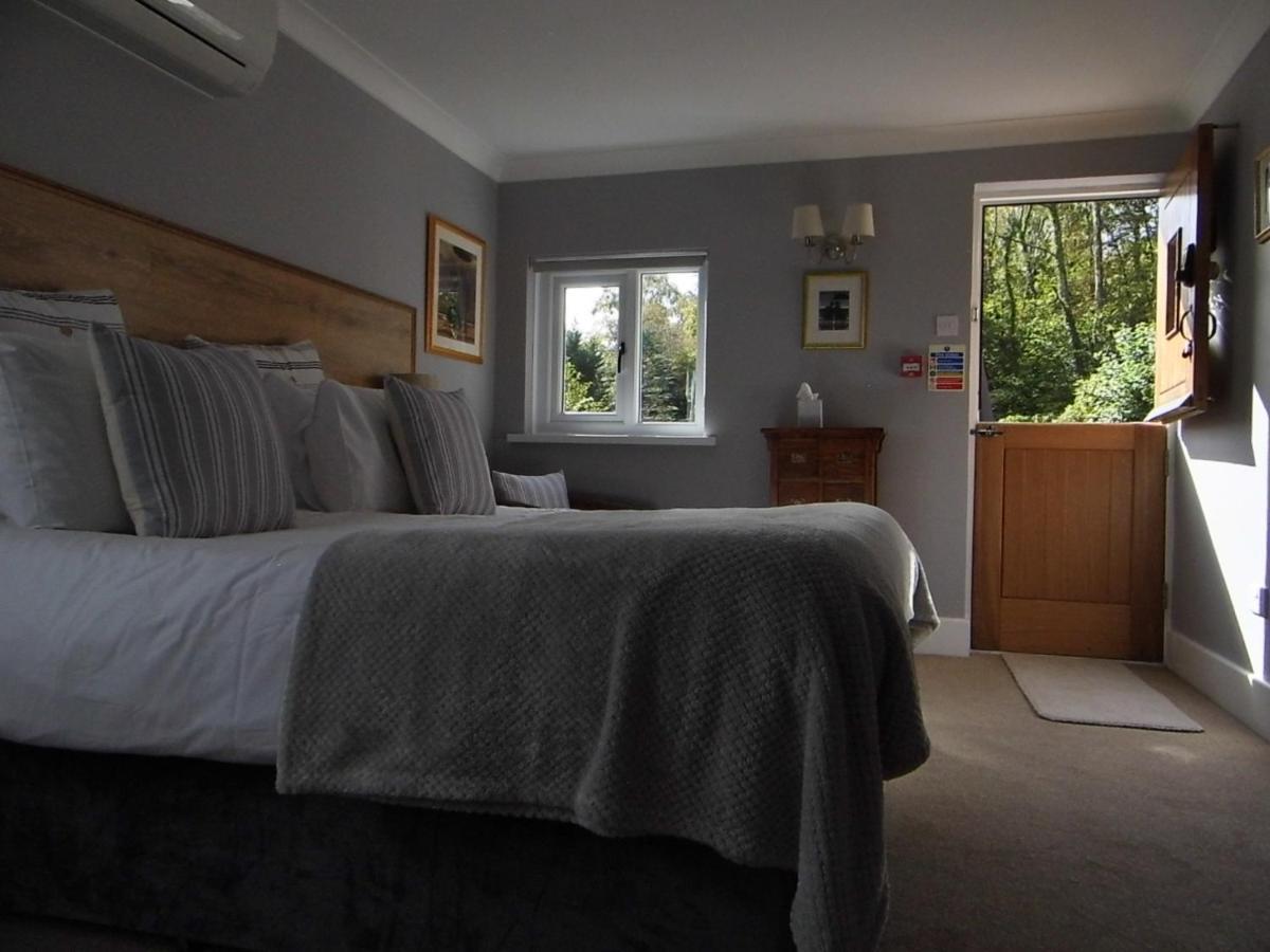 Bed and Breakfast The Mill At Glynhir Ammanford Exterior foto