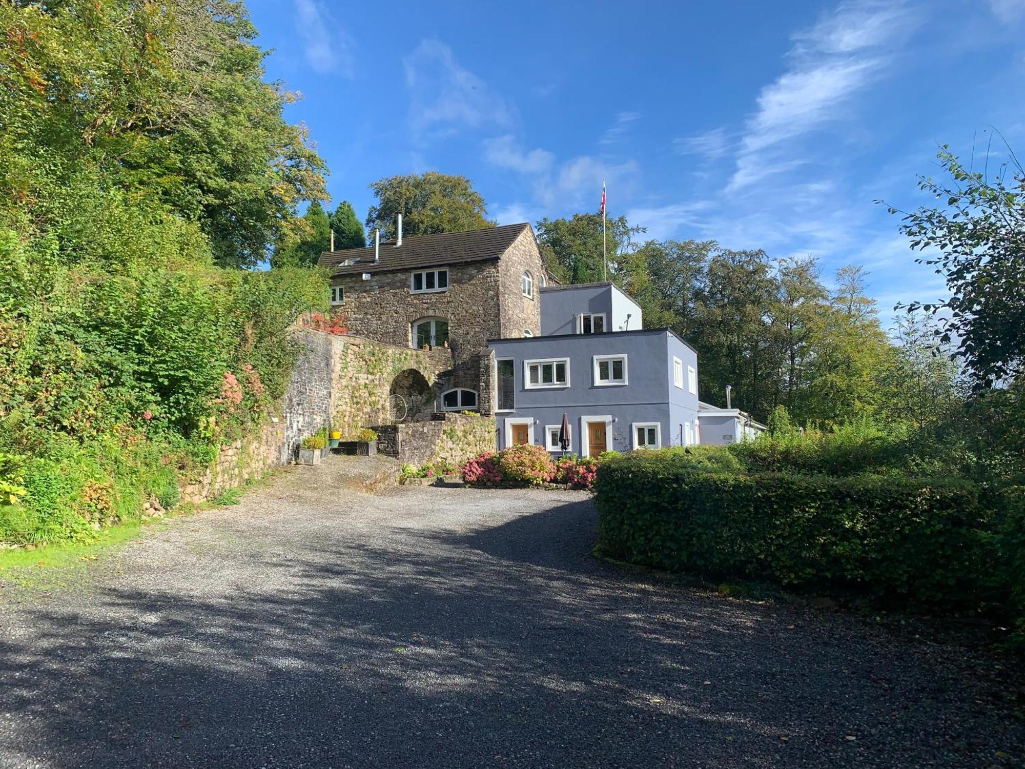 Bed and Breakfast The Mill At Glynhir Ammanford Exterior foto